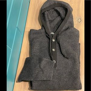 Toad & Co gray wool hooded pullover w/pockets M